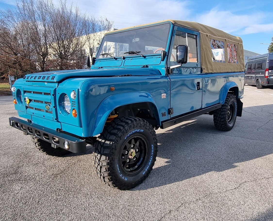 Defender 110 Miami Beach turchese