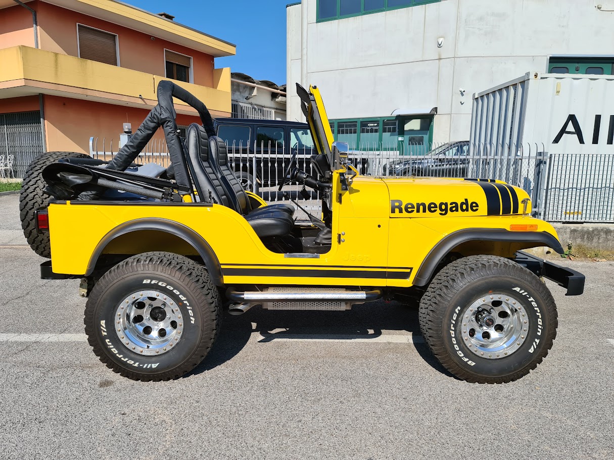 Jeep CJ5 V8 vista laterale
