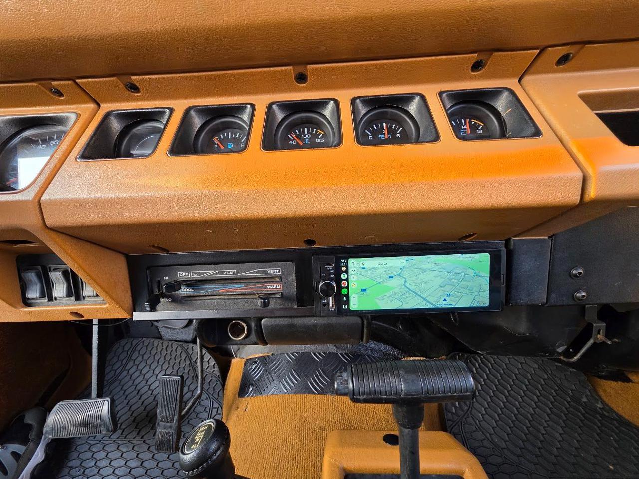 Jeep Wrangler 4.0 Sahara verde — fotografia 28