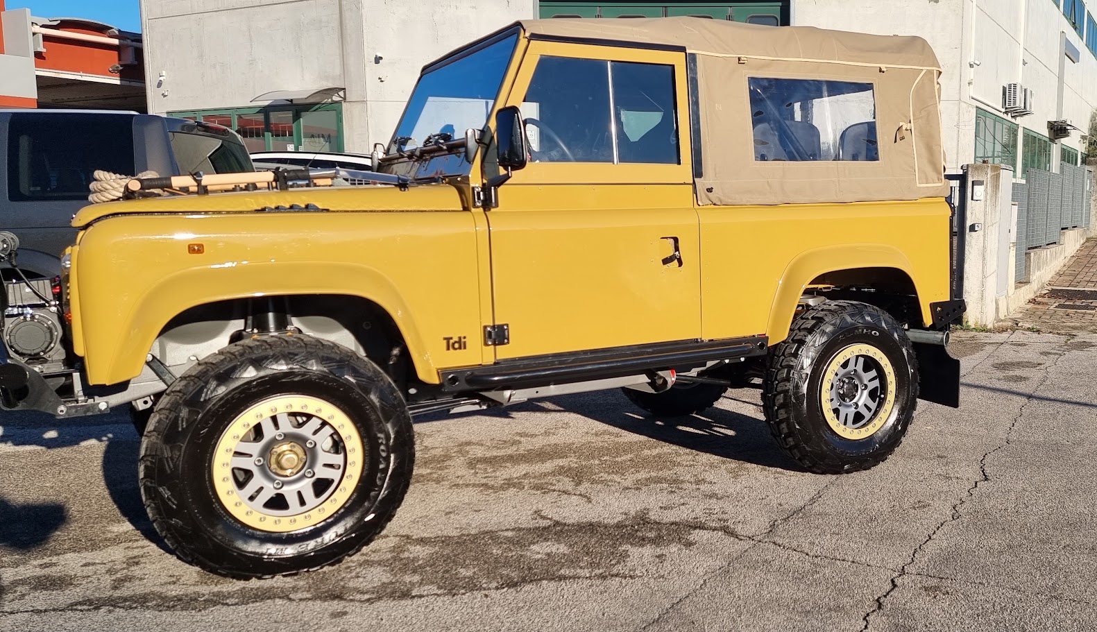 Land Rover 90 300 Tdi ex Esercito Italiano restaurato