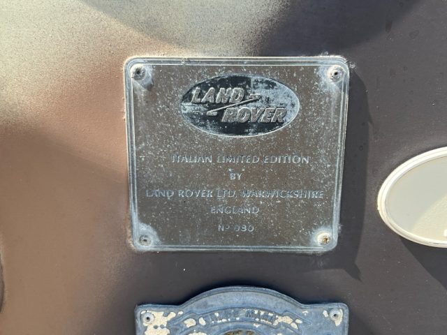 Targhetta Italian Special Edition della Land Rover 88