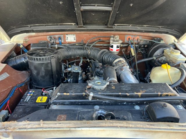 Vano motore completo della Land Rover Series III diesel