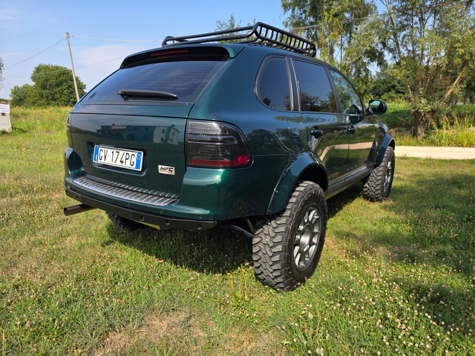 Porsche Cayenne S Offroad vista posteriore