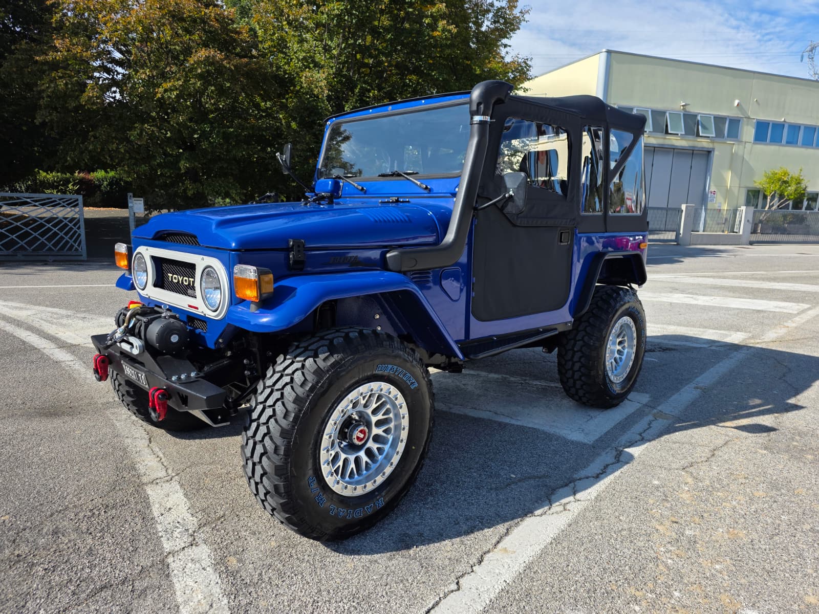 Toyota Land Cruiser BJ42